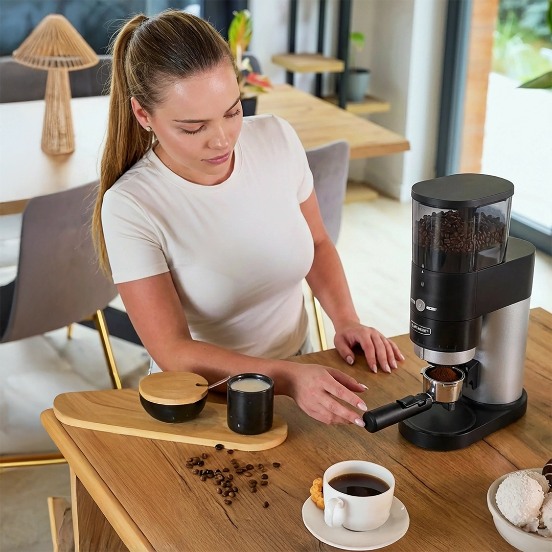 młynek-żarnowy-do-kawy-yoer