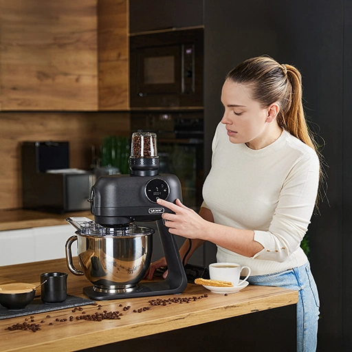 robot planetarny yoer AstraloPro misa 6,5 l, moc 2200 W