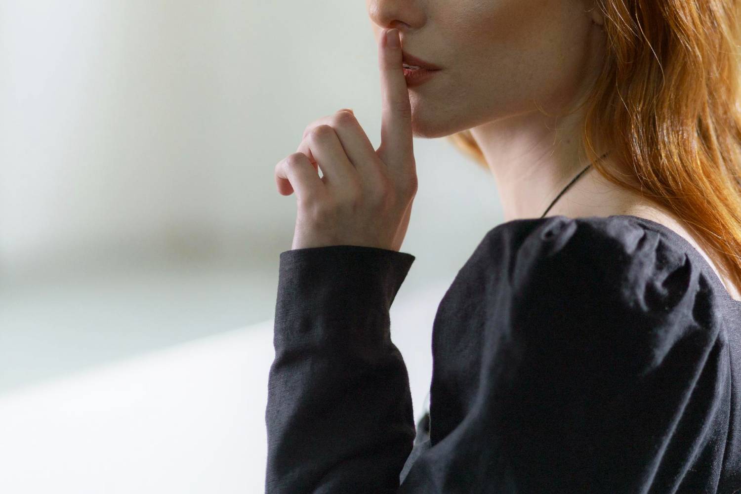 jaki hałas generuje klimatyzator