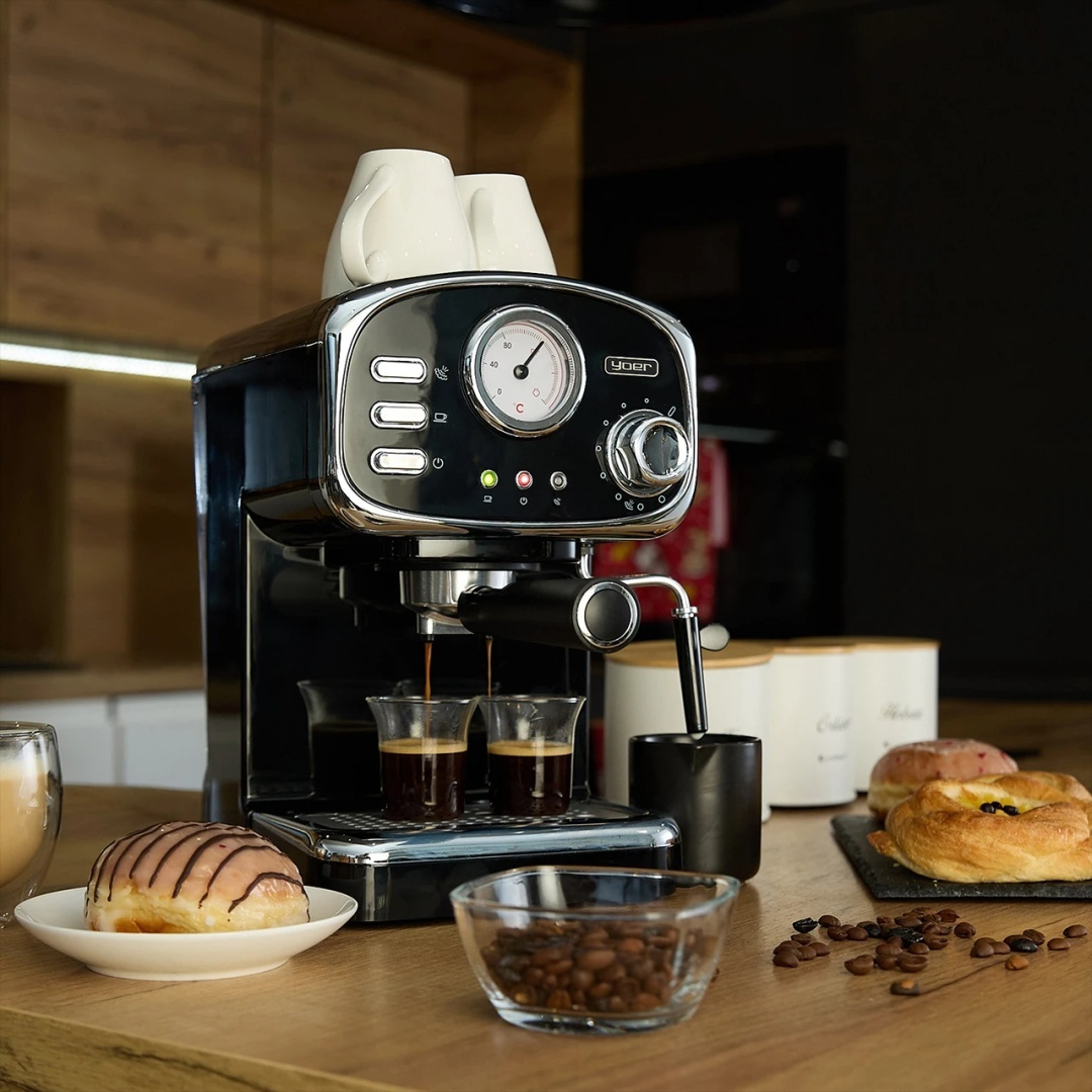 Ciśnieniowy ekspres do kawy Yoer Breve EM01BK