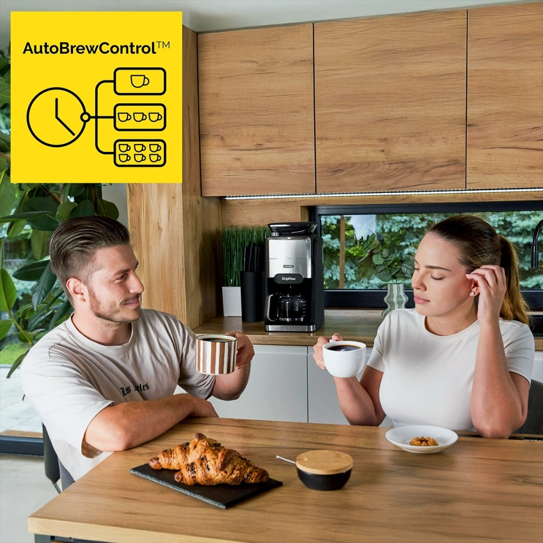 Ekspres przelewowy do kawy z młynkiem żarnowym Yoer DripFlow CMG03BK