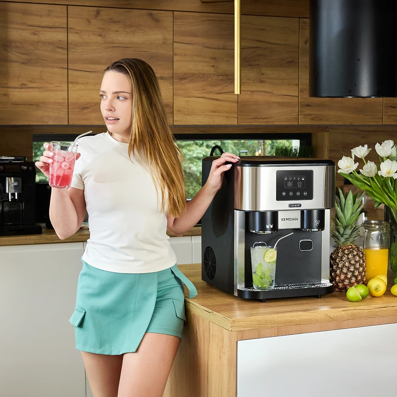 Kostkarka do lodu z dystrybutorem wody Yoer IceBreaker IMW03BK
