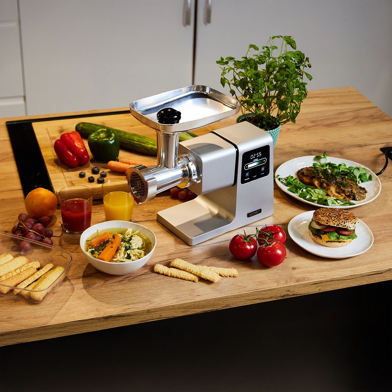 Maszynka do mielenia mięsa, wyciskarka, szatkownica Yoer GrindForce MG02S