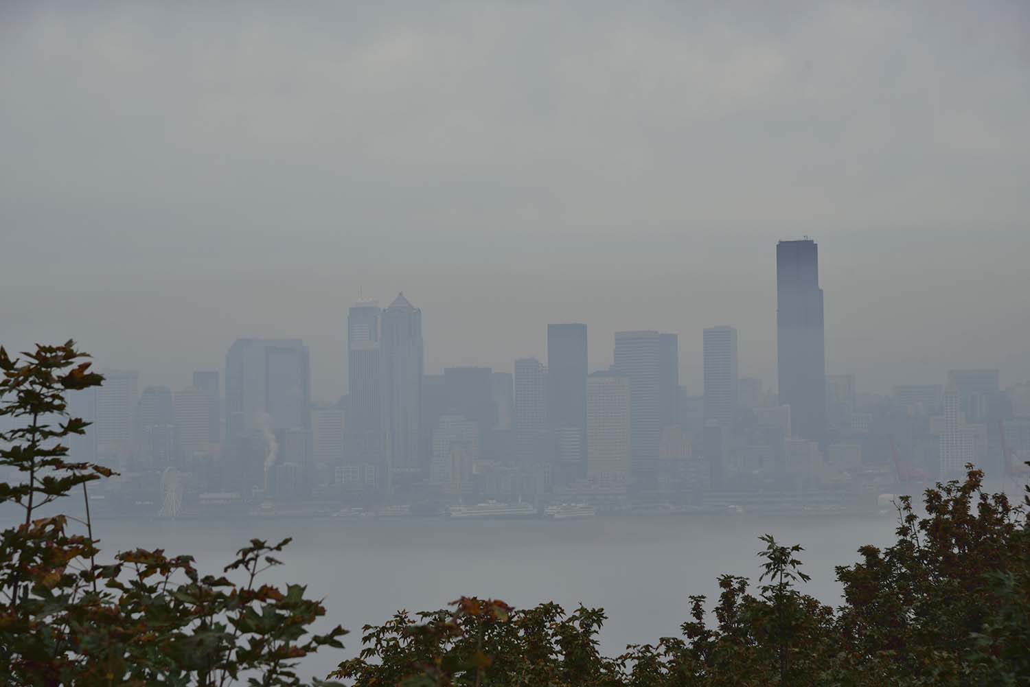 Seattle-miasto-Ameryka-smog-mgła